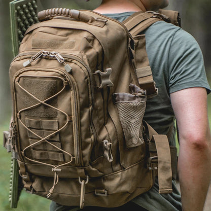 LQARMY 65L Outdoor Backpack Men's Outdoor Large Capacity Bag