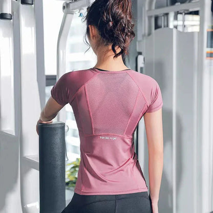 🖤  Breathable Yoga & Running Top