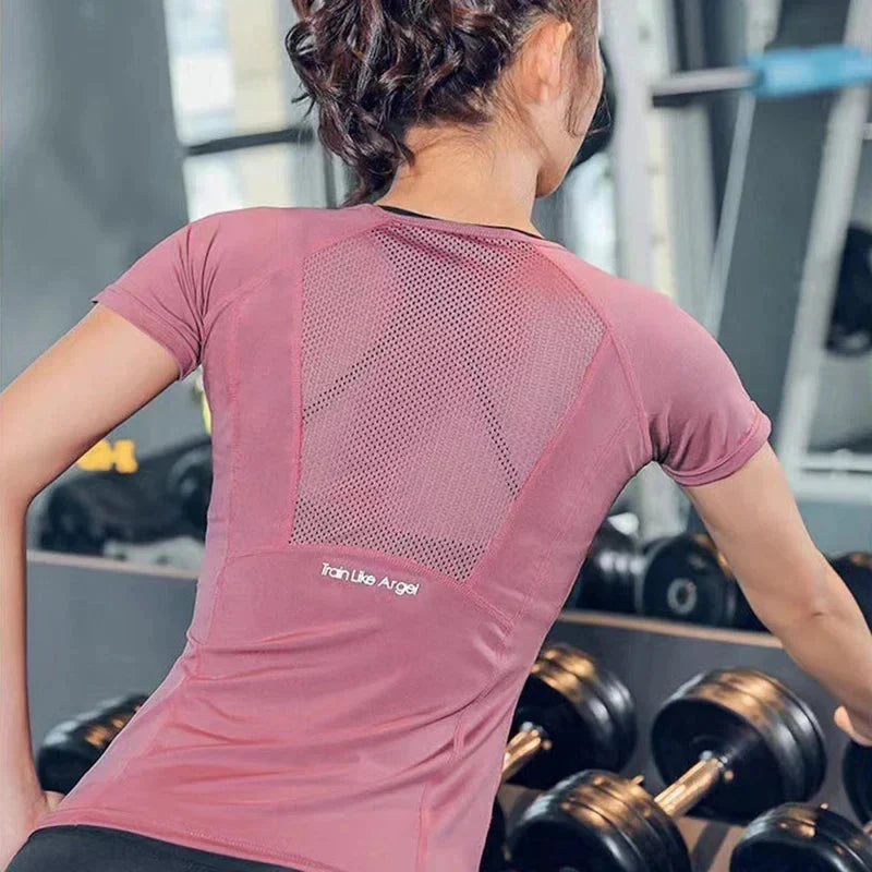 🖤  Breathable Yoga & Running Top