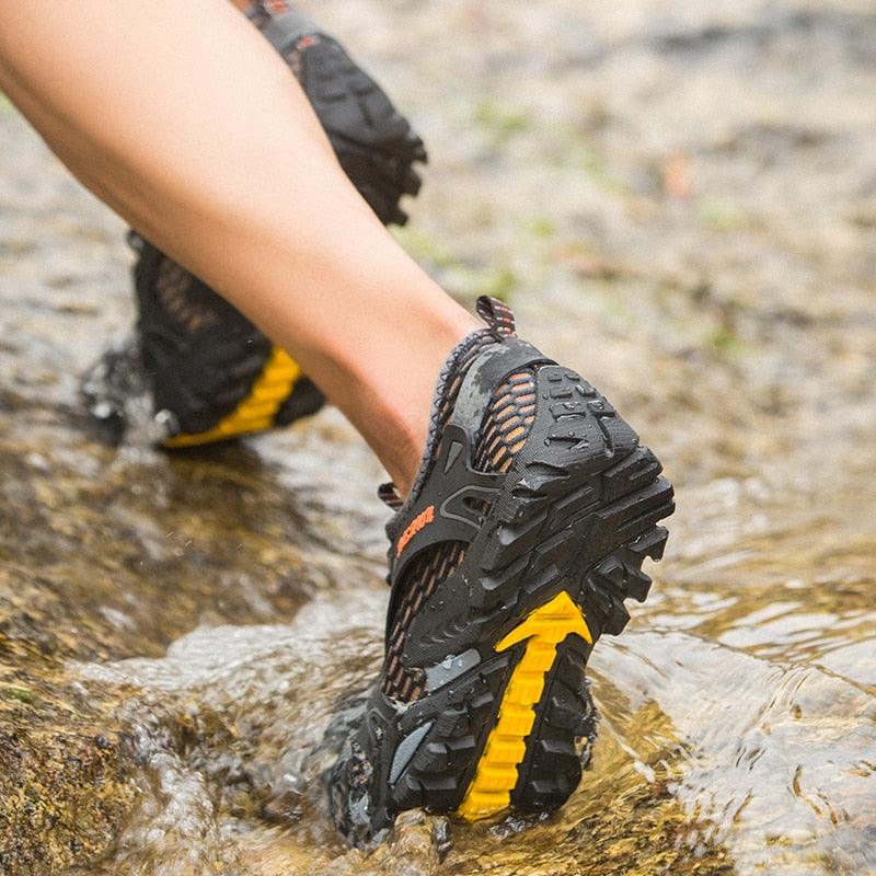 Quick Dry Mens Sneakers