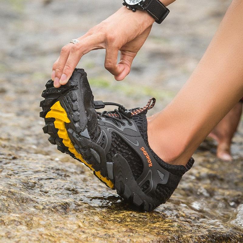 Quick Dry Mens Sneakers